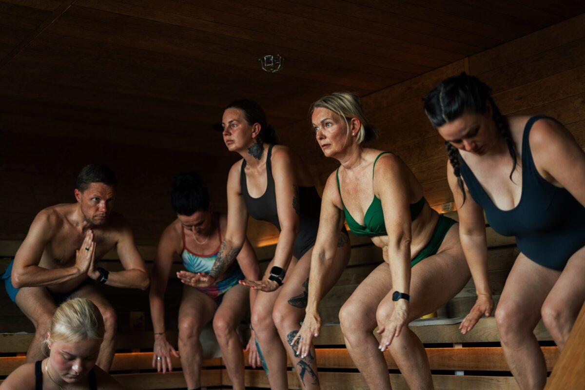 Saunajoogaa World Sauna Forumissa