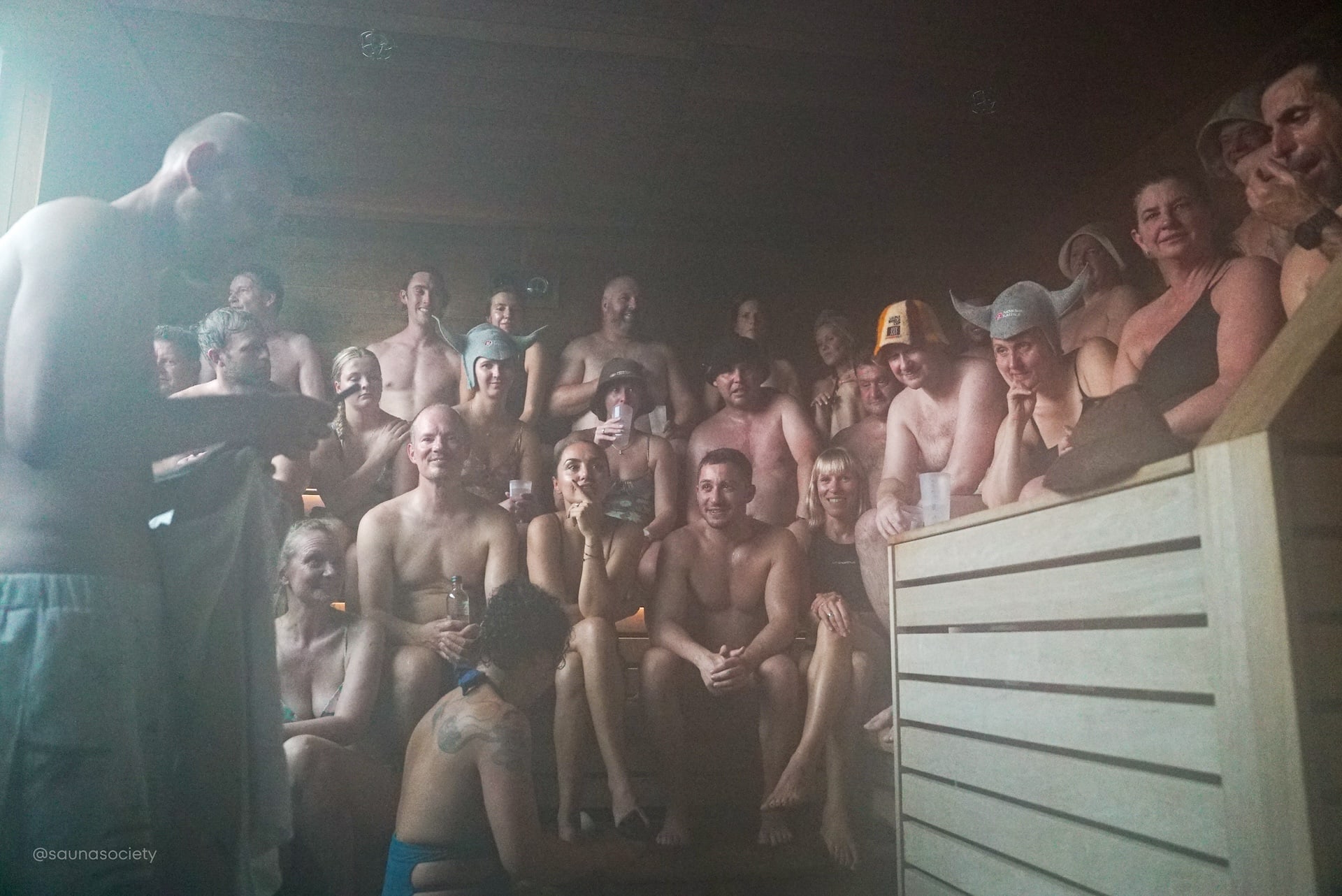 Robert Heinevetterin Aufguss -esitys World Sauna Forumissa